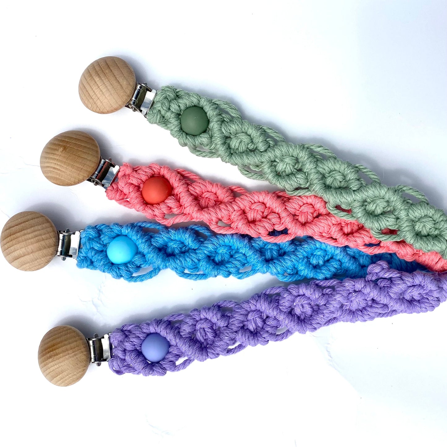 Macrame Pacifier Clip, Pacifier Holder, Newborn Gift, Boho Baby Gift, Baby Shower Gift